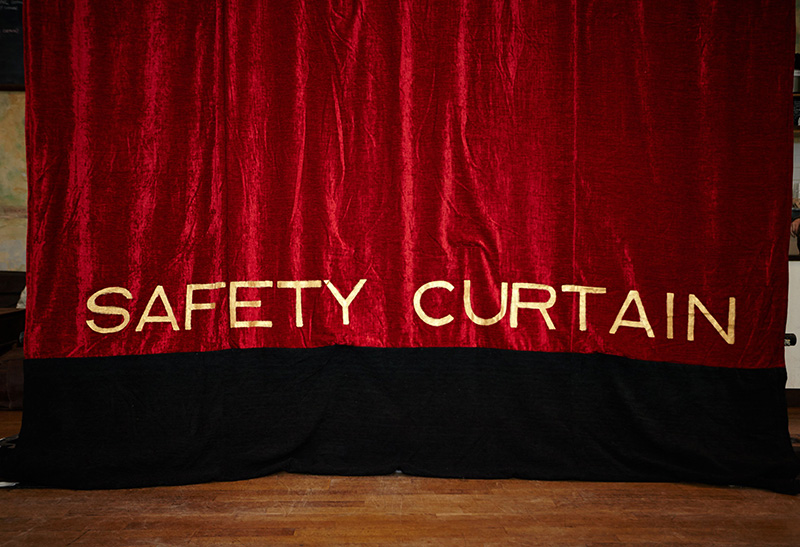safety curtain