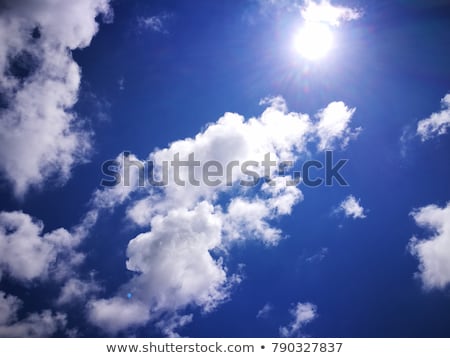 Drifting Cloud, The