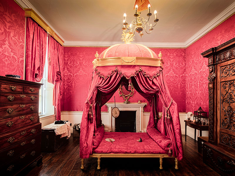 History of the Royal Bedchamber