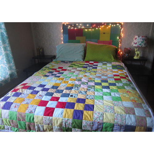 Printed Designer Bed Quilt, Size: 6 X 6 Feet