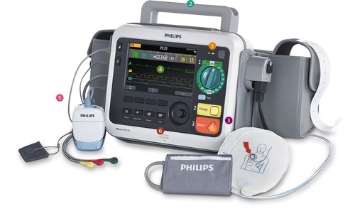 Efficia DFM100 Defibrillator/ Monitor