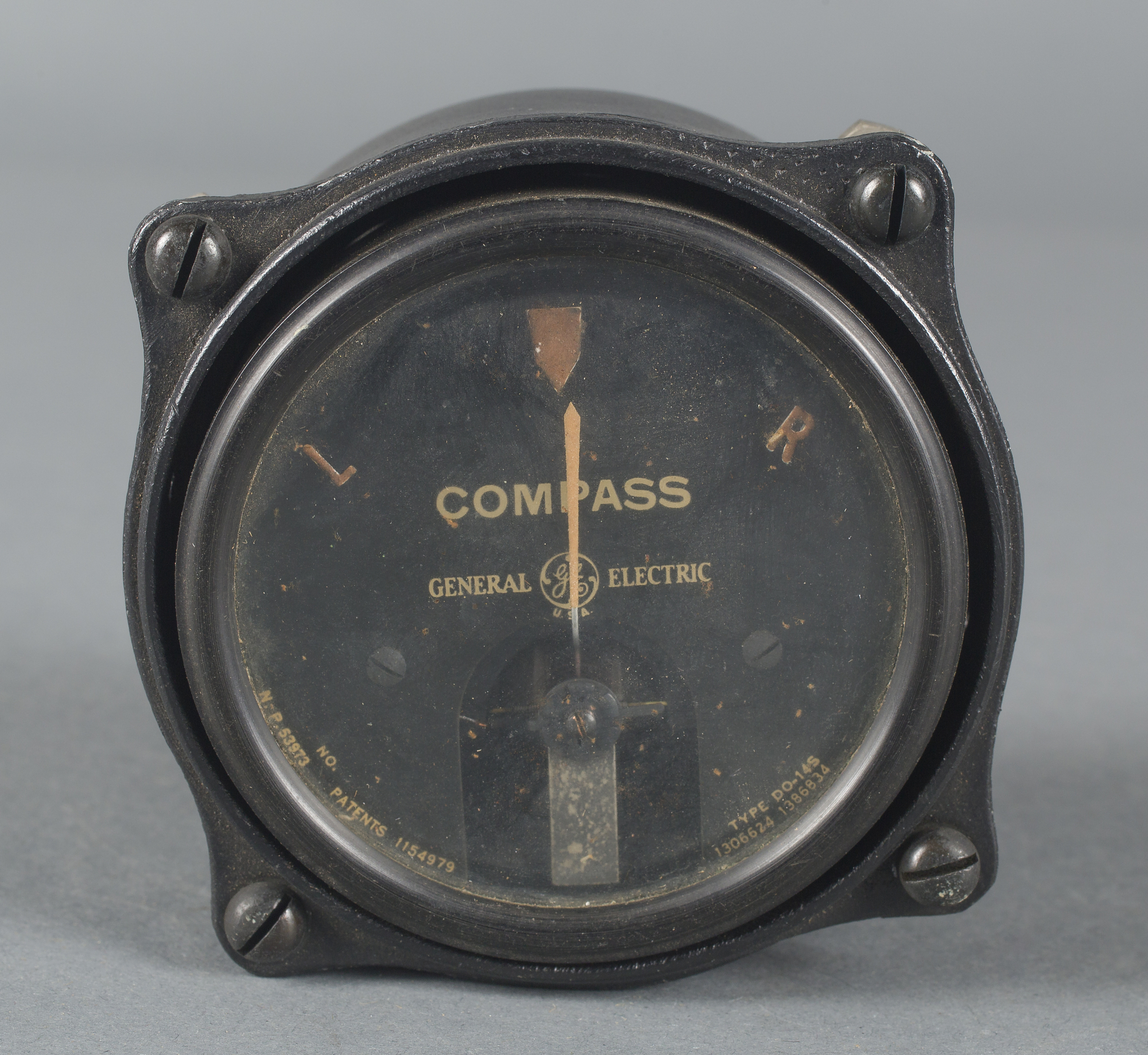 Image of : Indicator, Earth Inductor Compass, DO-145, Lockheed Sirius