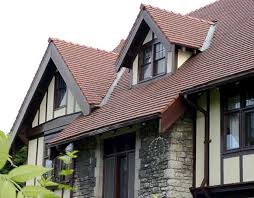 Advantages and Disadvantages of Gable Roofs