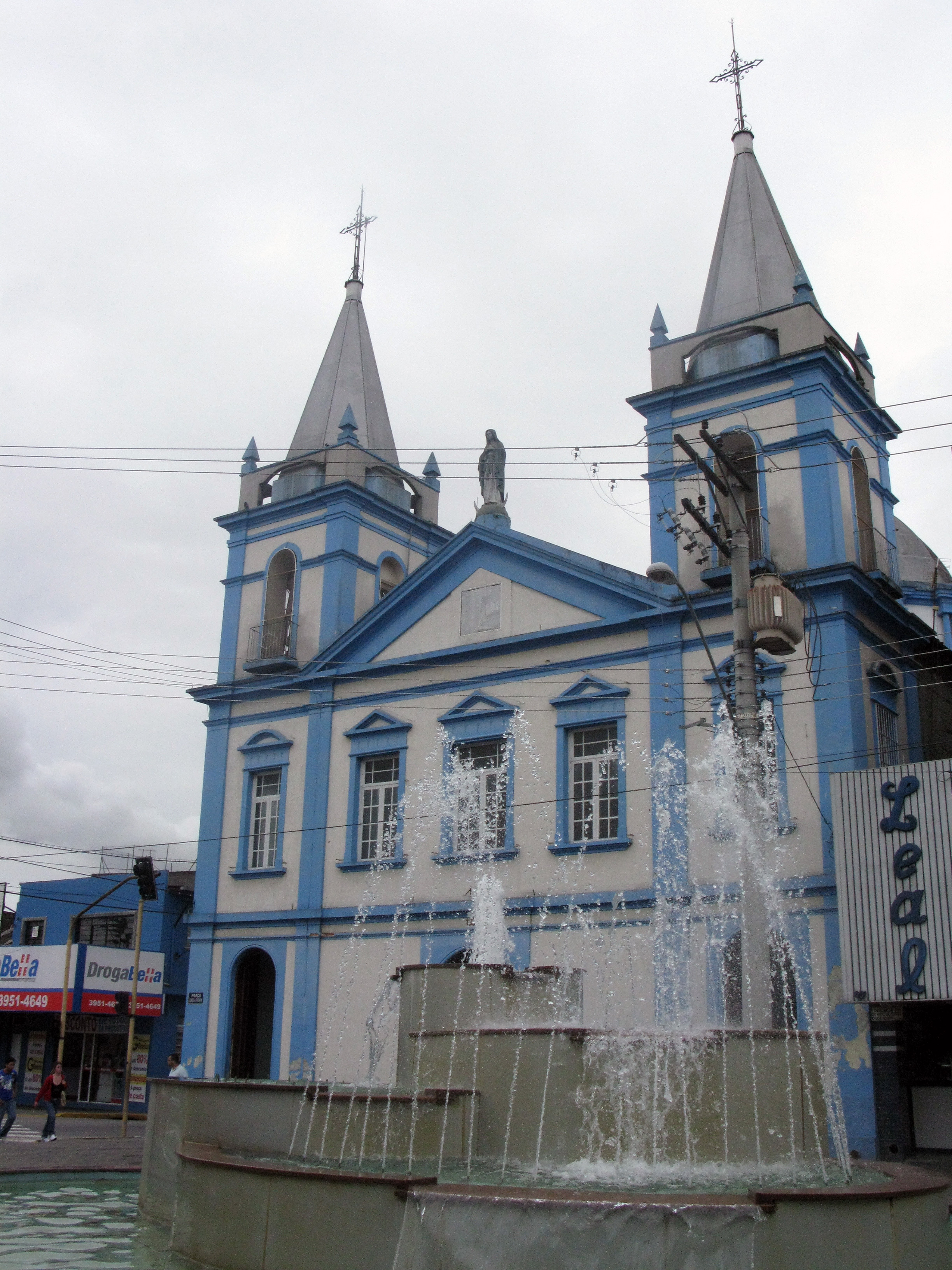 File:Fachada da Igreja Nossa Senhora do Bonsucesso, Jacareí SP.jpg