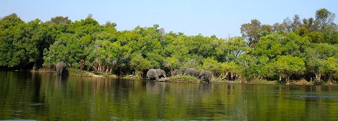 Both the Musa River and the Kafue River flow into Lake Itezhi- Tezhi in an  area that covers 370 square kilometres of serene water.