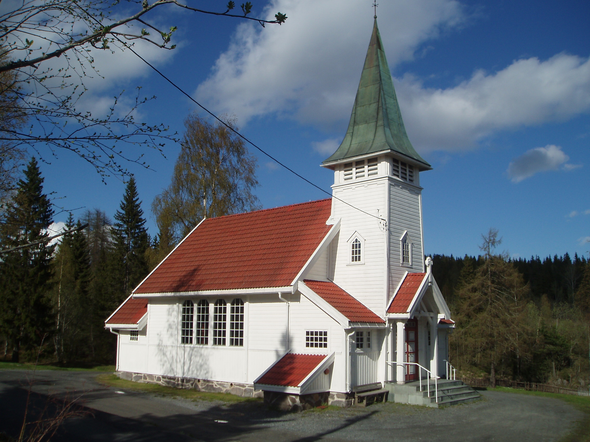 File:Sollihøgda kapell.JPG